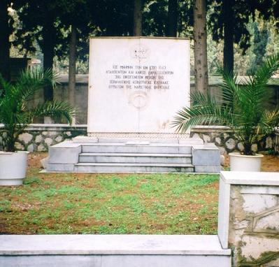 Το Μνημείο Θυμάτων Ολοκαυτώματος στο εβραϊκό Νεκροταφείο Καβάλας